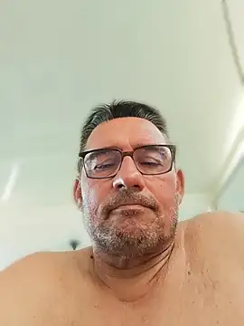 phil_truck_exhib's Live XXX Chat
