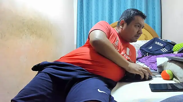Chat XXX ao vivo de nakedlima