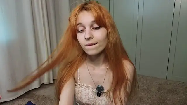 tgirlfoxy's Live XXX Chat