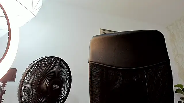 XXX chat uživo modela DenzelRios