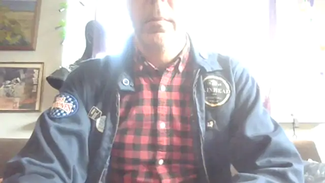 XXX chat uživo modela SHARPSkinhead