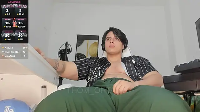 Thom_Ohtani's Live XXX Chat