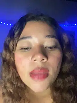 XXX chat uživo modela Rico02j