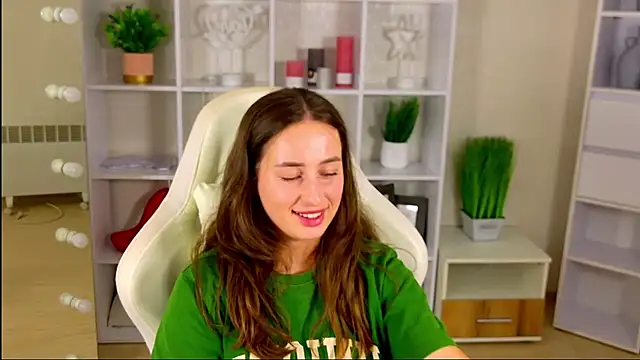 NadinnL's Live XXX Chat