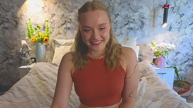 Aurora_Golden1's Live XXX Chat