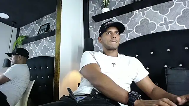 Chat XXX en directo de Chris_Dick23