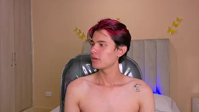 Chat XXX en directo de Derek_Sinn