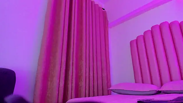 Lana_fox01's Live XXX Chat