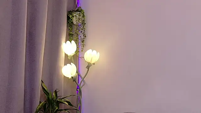 XXX chat uživo modela samiradoll