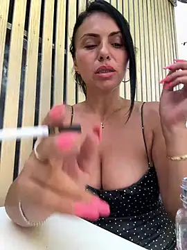 KimKelly13 live XXX chat