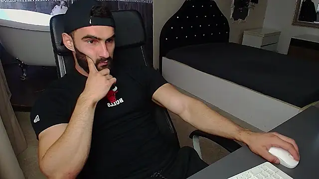 MicahLane Chat XXX in diretta