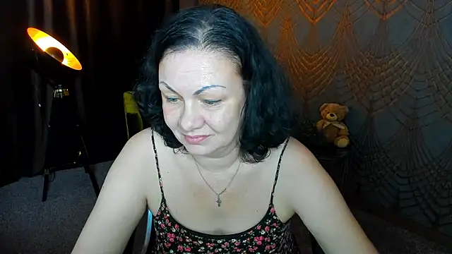 צ'אט XXX בשידור חי של IrissMoon
