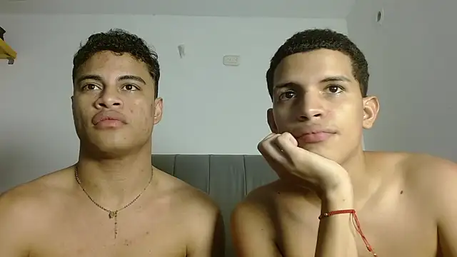 Jose_And_Daniel Live XXX-chat