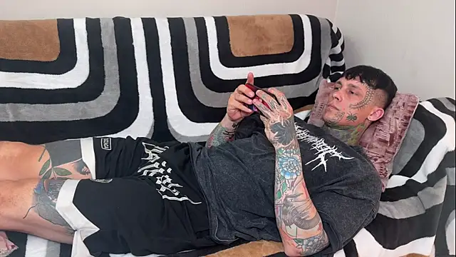 Anubisgods Chat XXX live