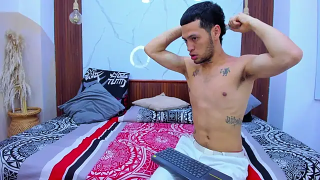Loversinfire2 webcam show