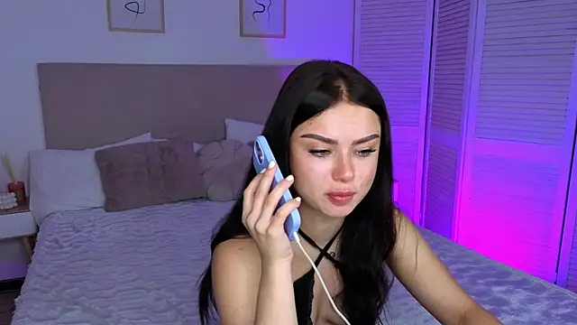 Silena_sky's Live XXX Chat
