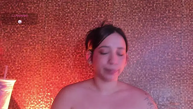 Apartment28 Live XXX-Chat