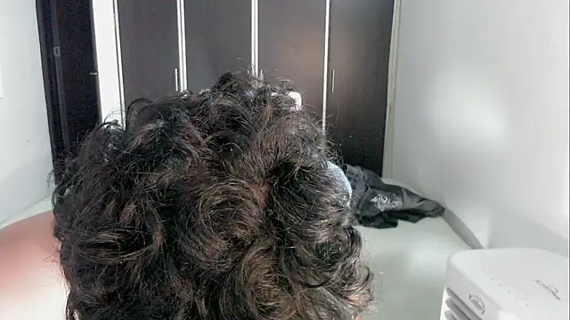 Czat XXX na żywo – 2c_Bby