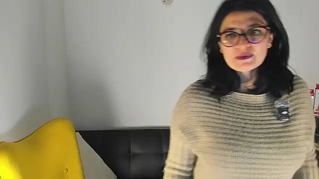 adriana71 – Live XXX-chat