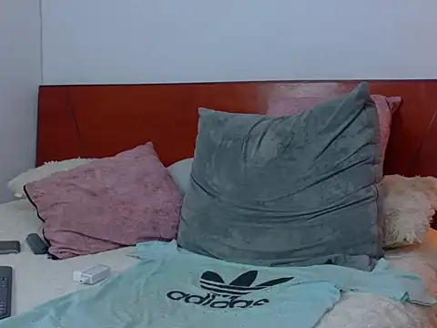 Chat XXX ao vivo de skoook_gray_