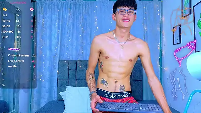 Chat XXX Live NicolasTorrez