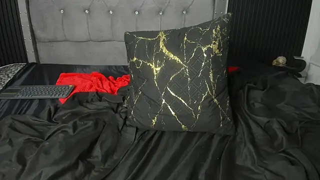 XXX chat uživo modela Dannae_Lux