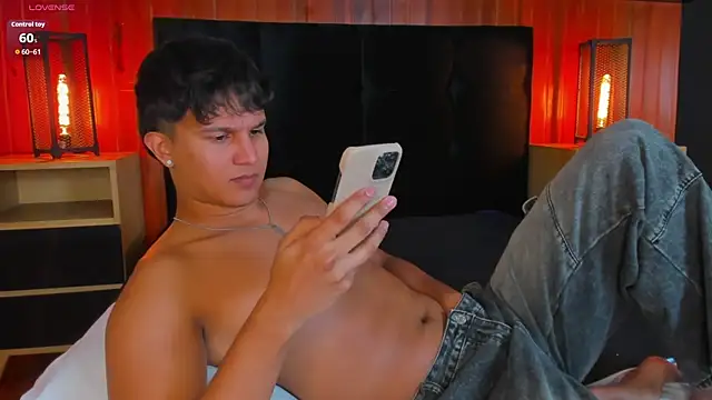 Chat XXX ao vivo de Leo_Savage_