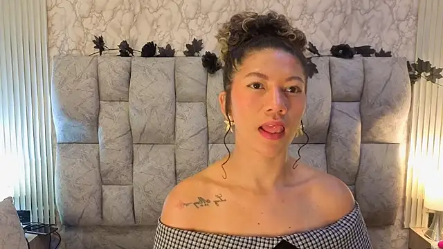 XXX chat uživo modela Zendaya_S11
