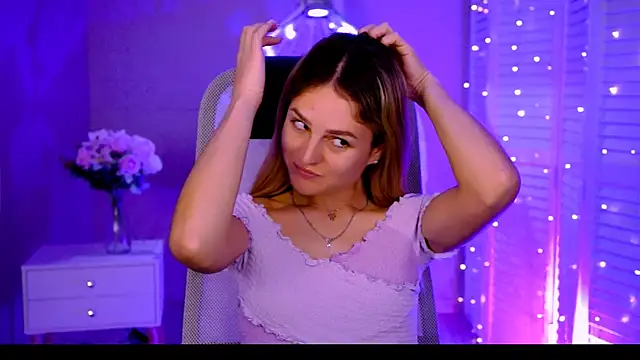 DeboraLarson Adlı Modelin Canlı XXX Sohbeti