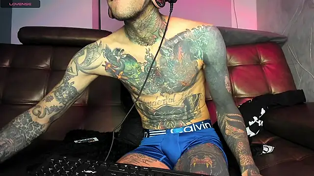 jhonny__ackerman's Live XXX Chat
