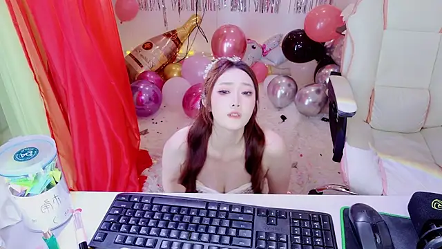 luna-168 Chat XXX live