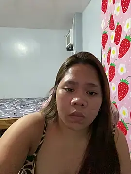 Czat XXX na żywo – -CLARAMommy-