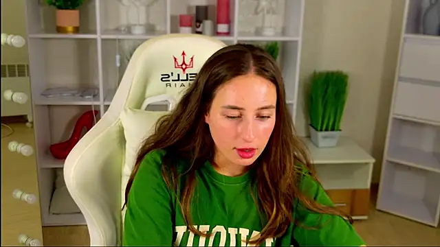 NadinnL 라이브 XXX 채팅