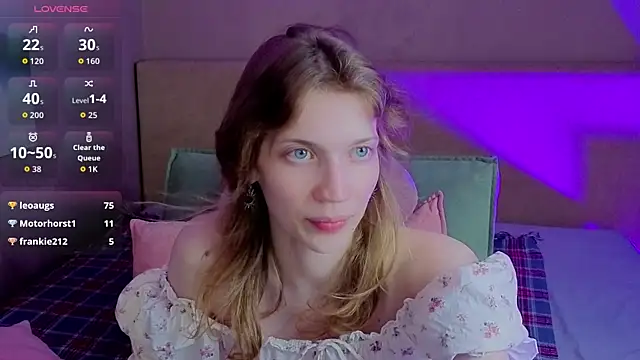 Emily_Cartex Chat XXX in diretta