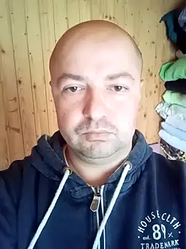 Luceriusbigass élő XXX-chatje