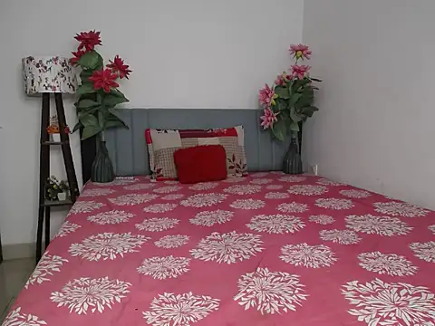 Love_Sundari Adlı Modelin Canlı XXX Sohbeti