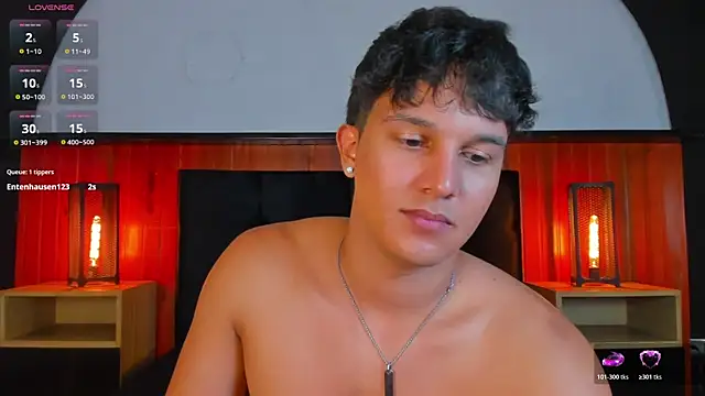 Živý XXX chat Leo_Savage_