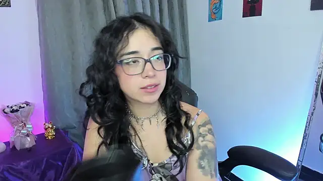 indra_cam Chat XXX in diretta