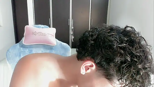2c_Bby's Live XXX Chat