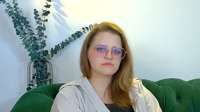 AlexaAvery Adlı Modelin Canlı XXX Sohbeti