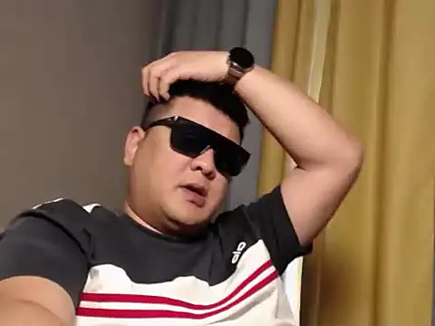 zhang1118 – Live XXX-chat