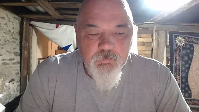 Newfiesausage1972 Chat XXX in diretta