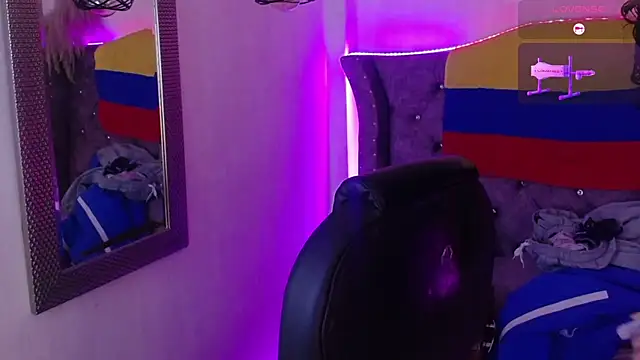 Amara_Davis1 Obrolan Langsung XXX