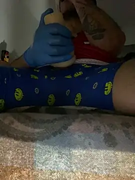 GusanoDelicioso's Live XXX Chat