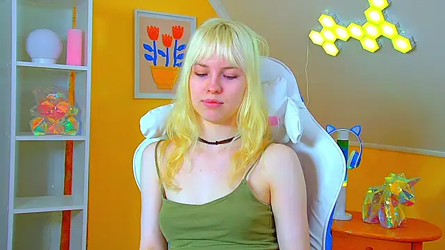 Chatroom XXX en direct de HannahHollis