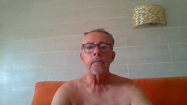 tuggy59 Live XXX Chat