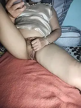 Zu_naa Adlı Modelin Canlı XXX Sohbeti