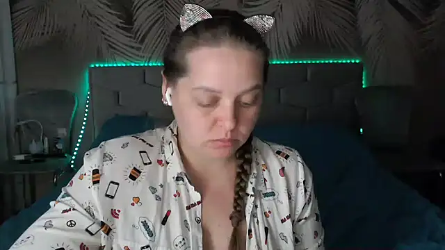 XXX chat uživo modela uliastar