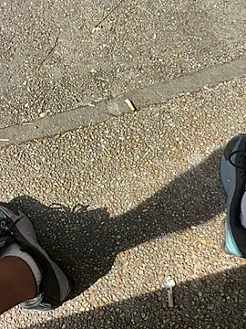 XXX chat uživo modela dzbenn