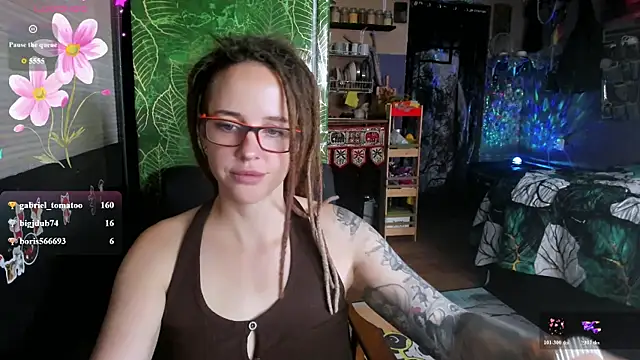 Chat +18 de LisaFoxy_y ao vivo